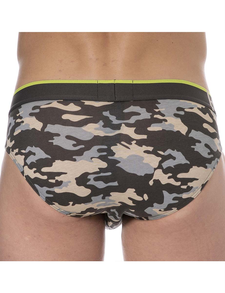 Trusa Hombre All Over Camouflage Brief Caqui