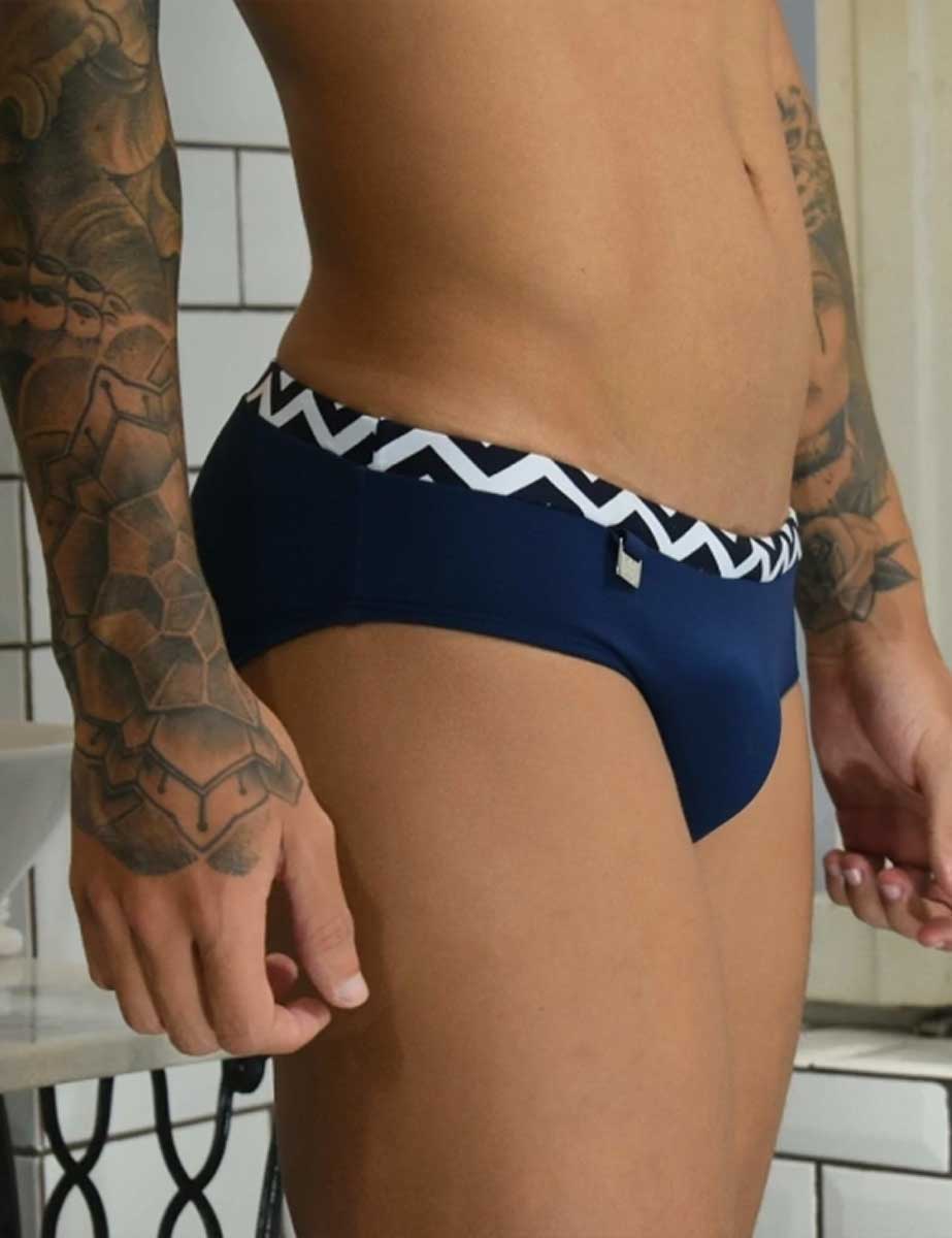 Traje de Baño Hombre Corte Brief Slim Marinho Ziguezague