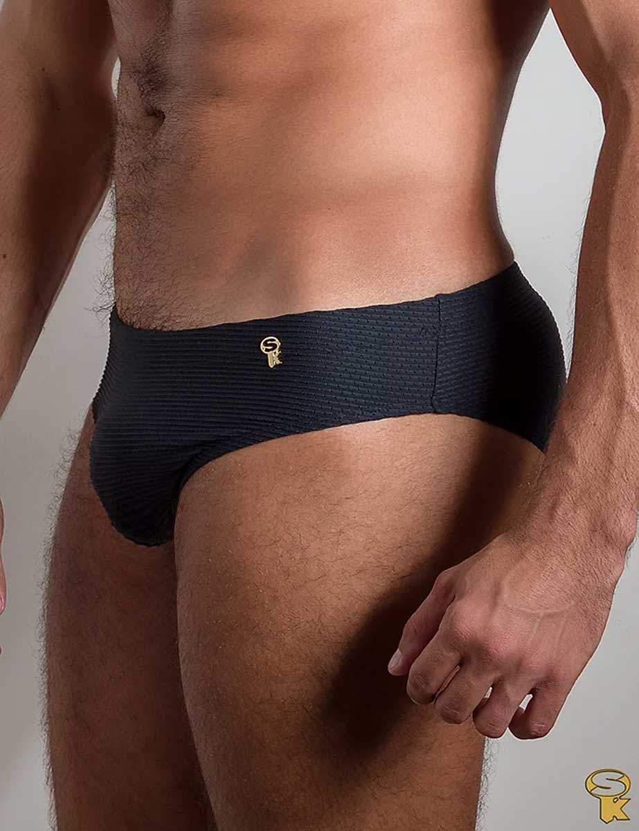 Traje de Baño Hombre Corte Brief Slim Textura Preta